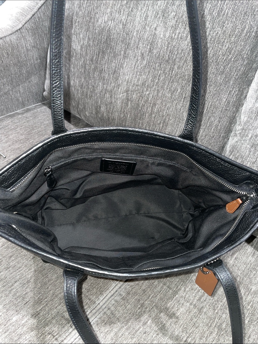 Coach Black City Zip Tote With Vandal Gummy Bear (Style F78203) Limited Edition - Picture 11 of 16
